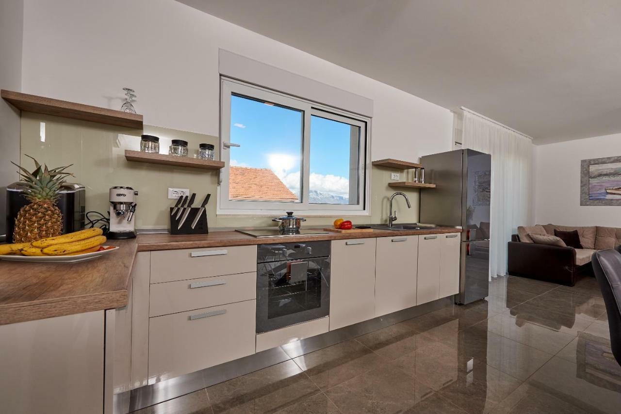 Luxury Villa Residence Zupanovic Трогир Экстерьер фото