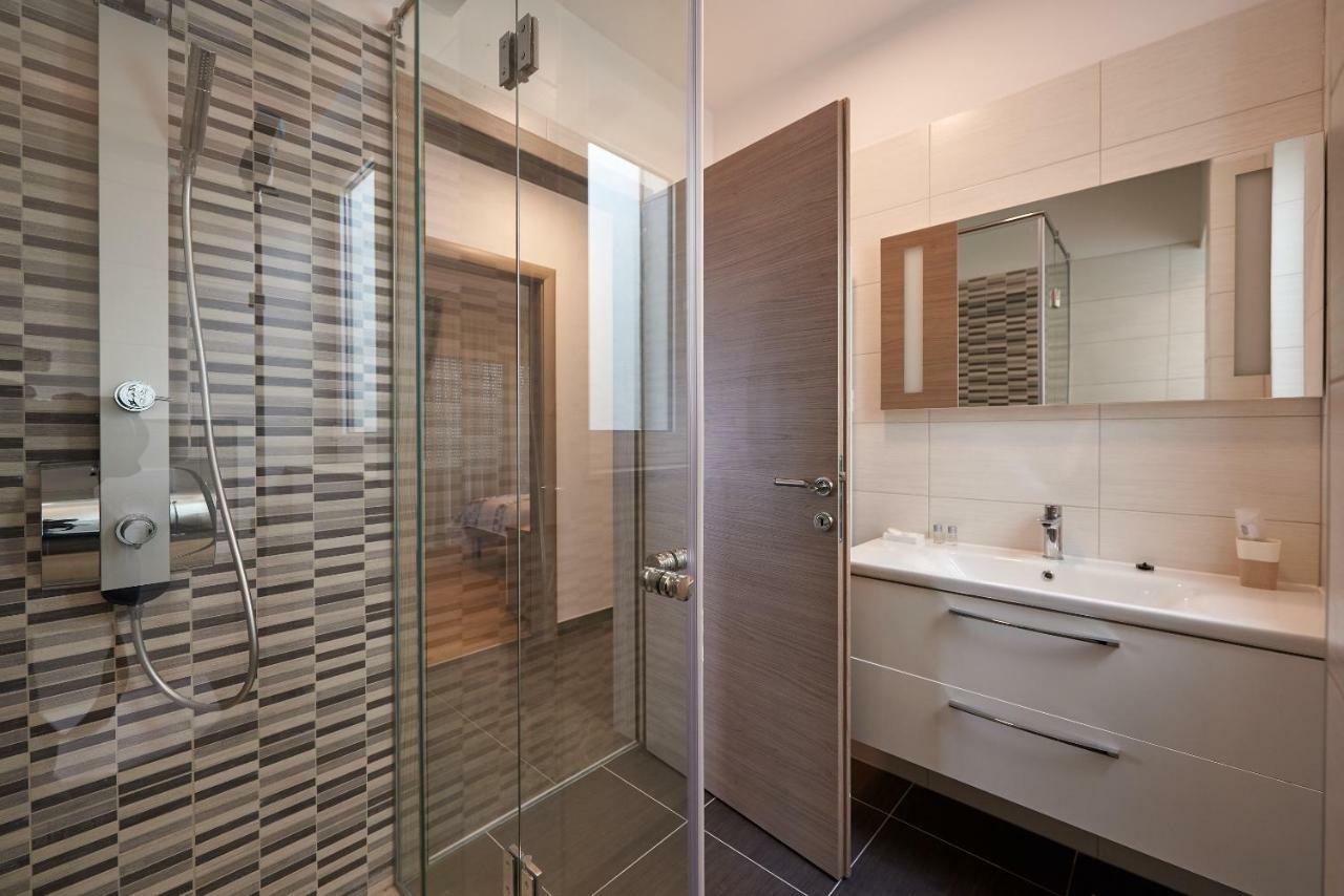 Luxury Villa Residence Zupanovic Трогир Экстерьер фото
