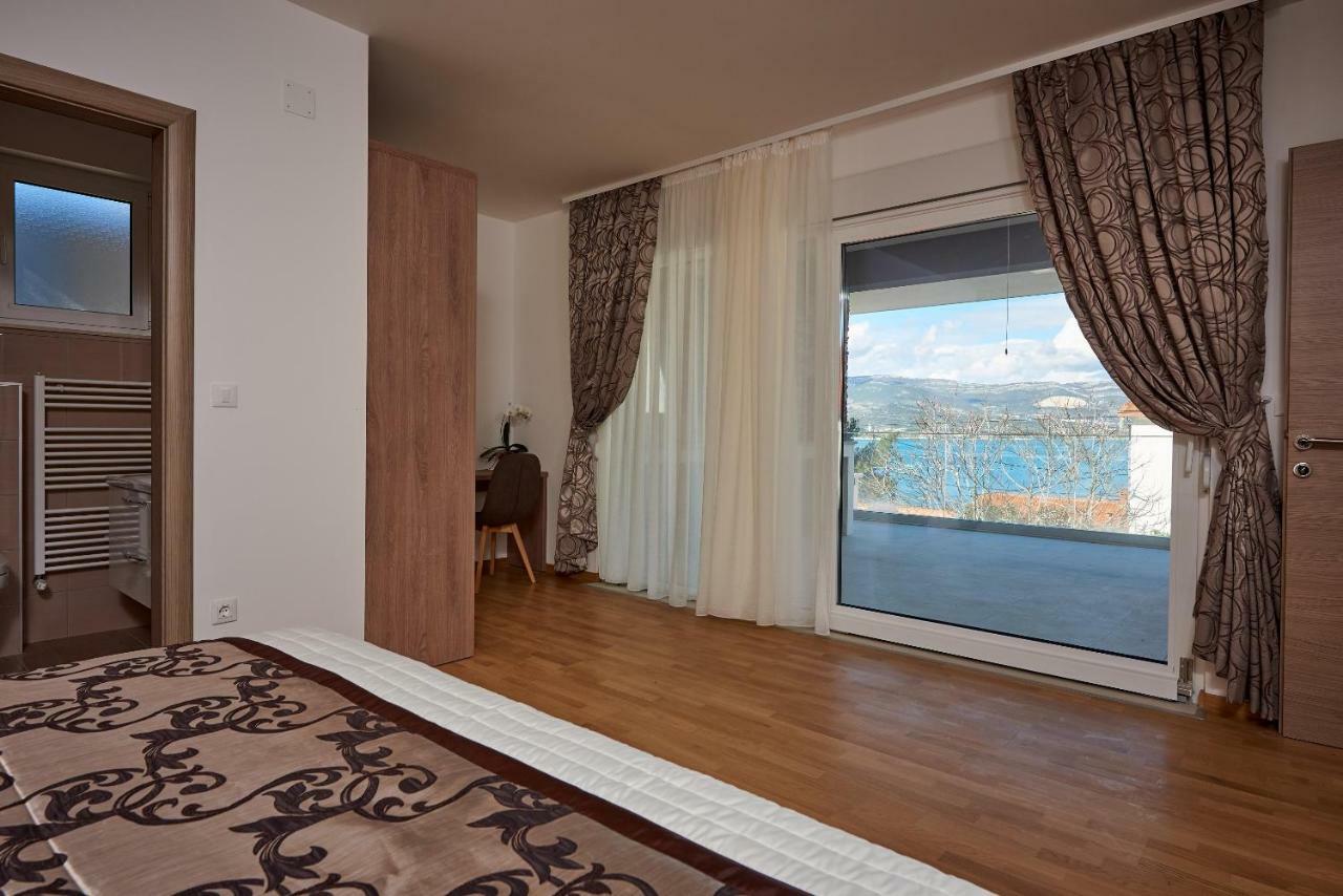 Luxury Villa Residence Zupanovic Трогир Экстерьер фото
